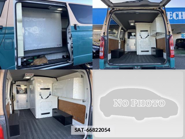Toyota HIACE VAN 2017-07 7820665-11