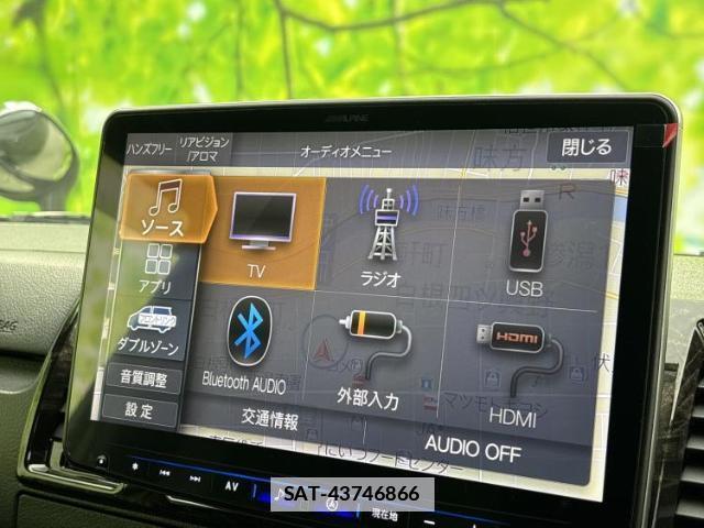 Toyota HIACE VAN 2024-06 7820917-10