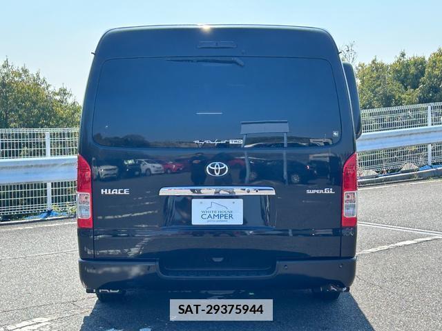 Toyota HIACE VAN 2021-03 7823118-10