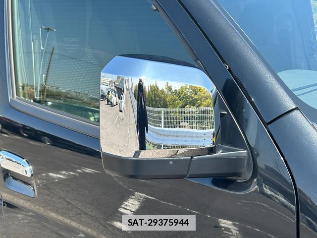 Toyota HIACE VAN 2021-03 7823118-18