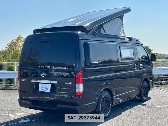 Toyota HIACE VAN 2021-03 7823118-8