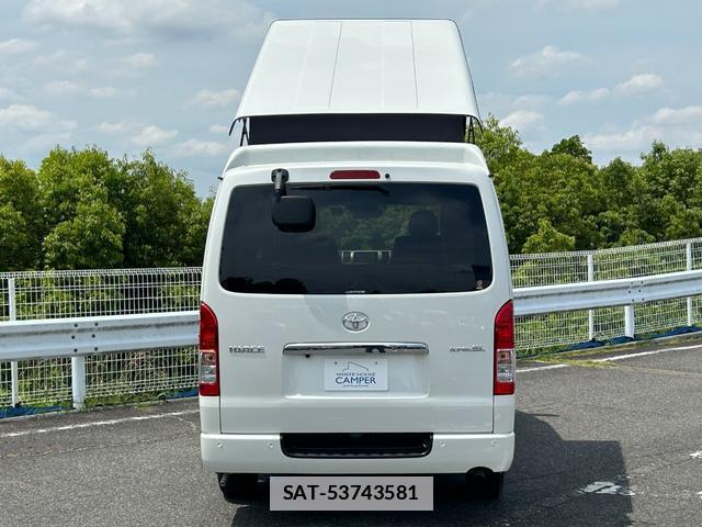 Toyota HIACE VAN 2023-10 7823119-10