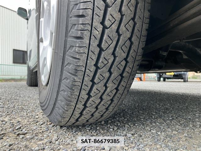 Toyota HIACE VAN 2014-03 7823171-15