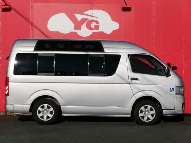 Toyota HIACE VAN 2011-11 7823305-3