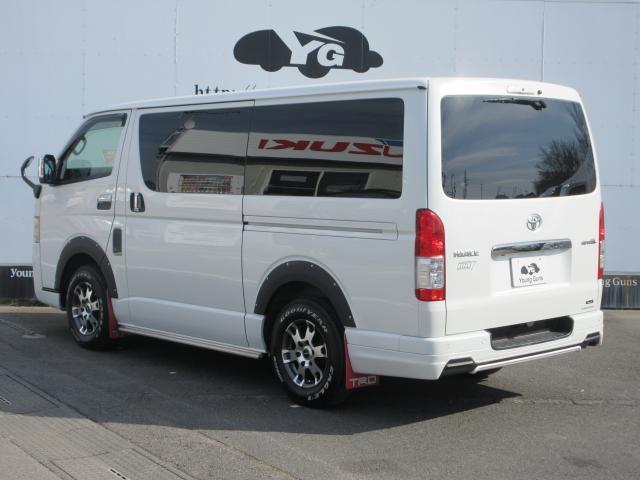 Toyota HIACE VAN 2023-05 7823316-15