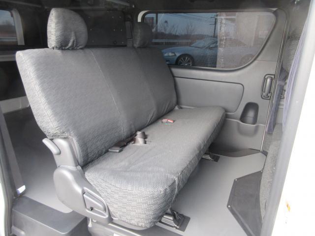 Toyota HIACE VAN 2023-05 7823316-18