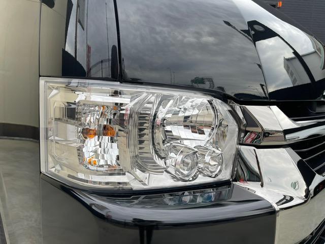 Toyota HIACE VAN 2026-01 7823324-12