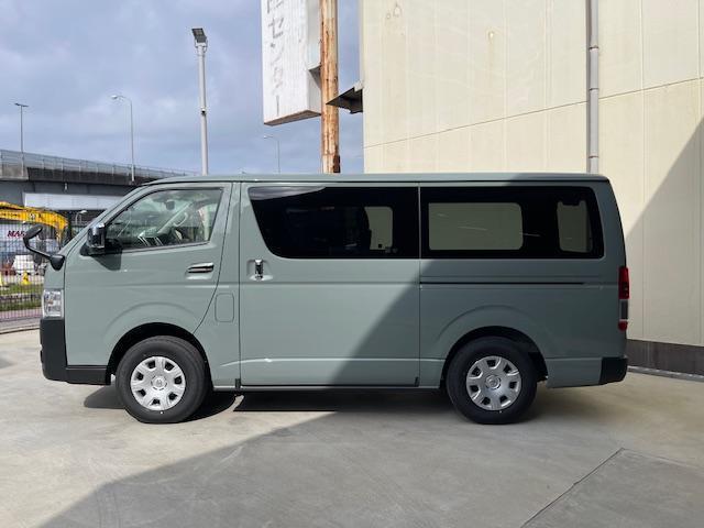 Toyota HIACE VAN 2026-01 7823325-11
