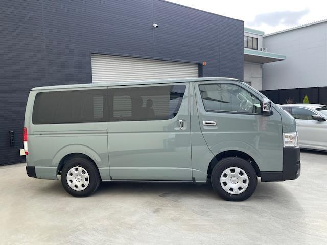 Toyota HIACE VAN 2026-01 7823325-9