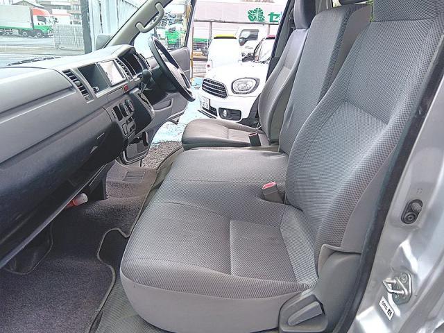 Toyota HIACE VAN 2010-03 7823344-11
