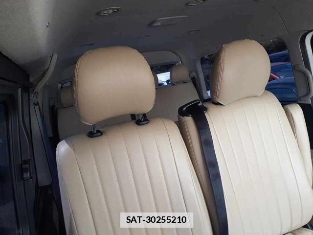 Toyota HIACE WAGON 2020-06 7811371-7