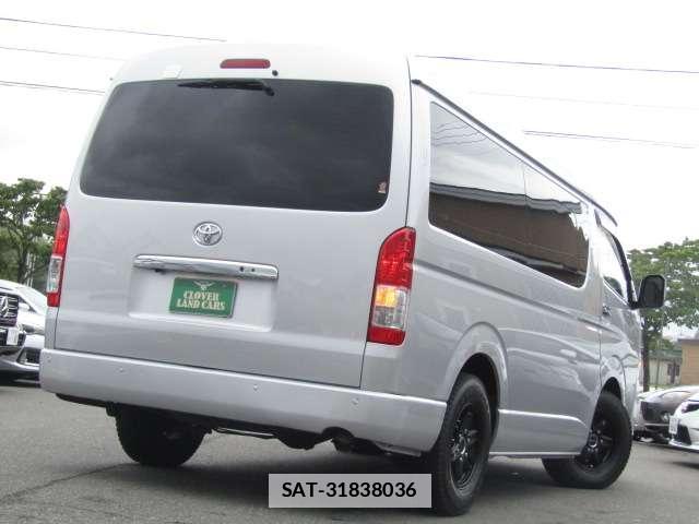 Toyota HIACE WAGON 2023-11 7812852-1