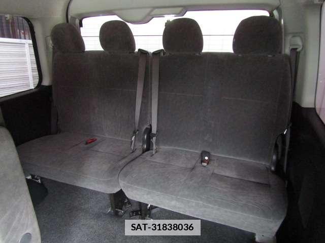 Toyota HIACE WAGON 2023-11 7812852-6
