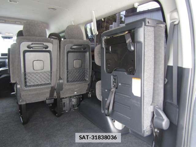 Toyota HIACE WAGON 2023-11 7812852-7