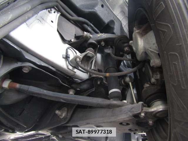 Toyota HIACE WAGON 2019-06 7812860-10