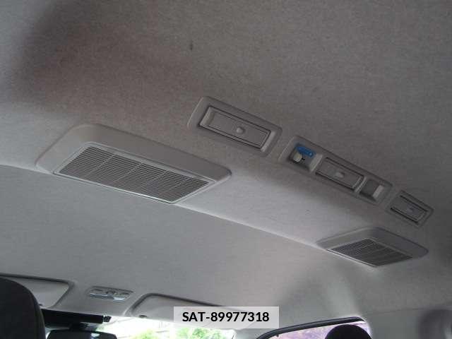 Toyota HIACE WAGON 2019-06 7812860-9