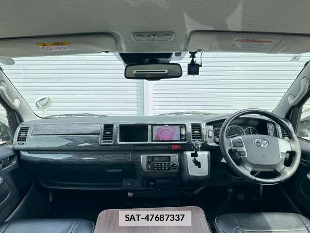 Toyota HIACE WAGON 2019-02 7813354-7