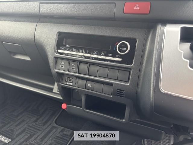 Toyota HIACE WAGON 2026-05 7813496-10
