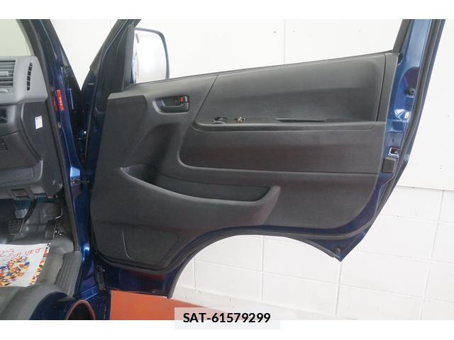 Toyota HIACE WAGON 2005-08 7813582-17