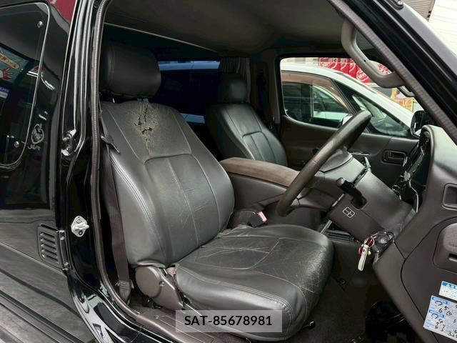 Toyota HIACE WAGON 2001-01 7813866-12