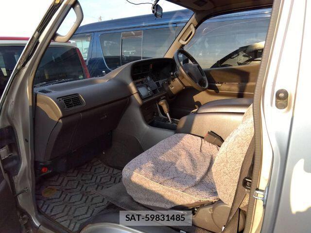 Toyota HIACE WAGON 1996-04 7813977-5