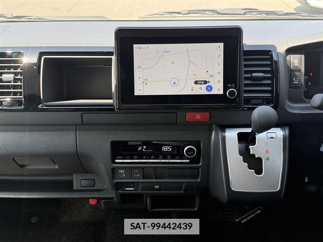 Toyota HIACE WAGON 2026-05 7814380-15