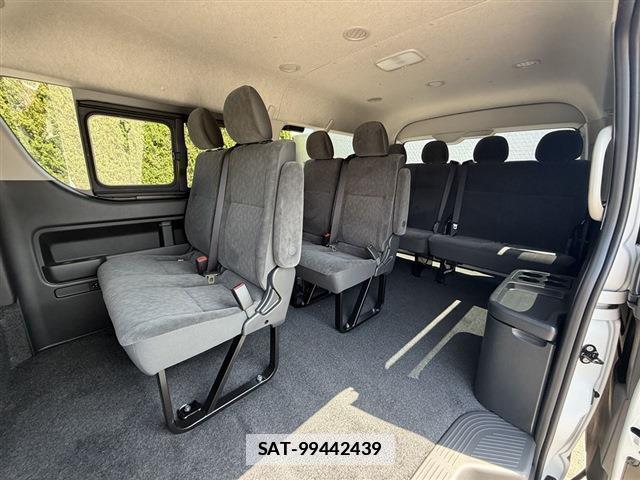 Toyota HIACE WAGON 2026-05 7814380-17