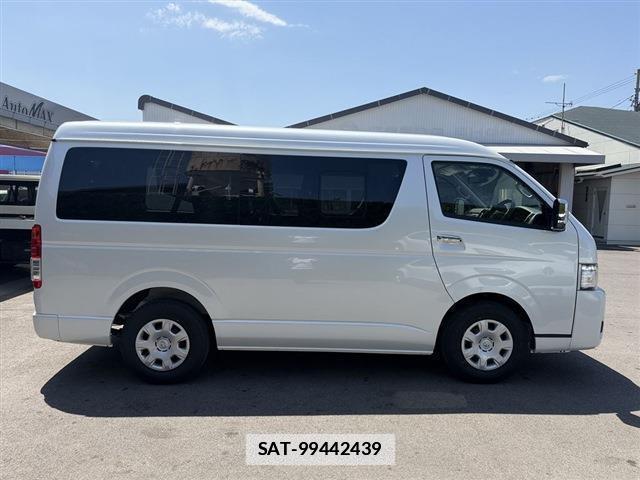 Toyota HIACE WAGON 2026-05 7814380-3