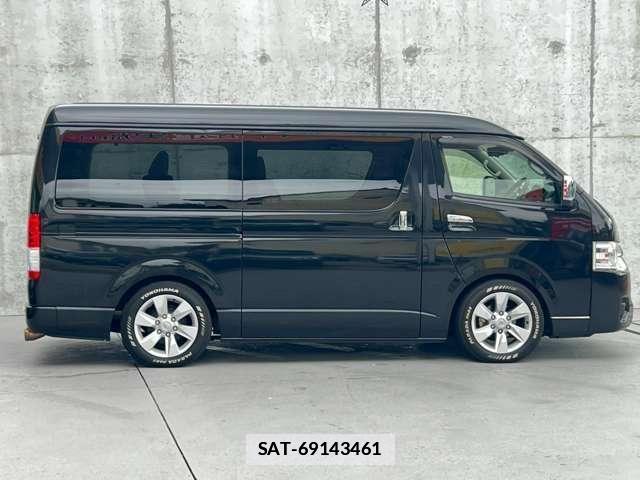 Toyota HIACE WAGON 2023-10 7815392-1