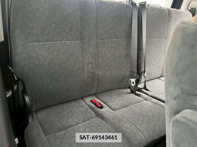 Toyota HIACE WAGON 2023-10 7815392-10