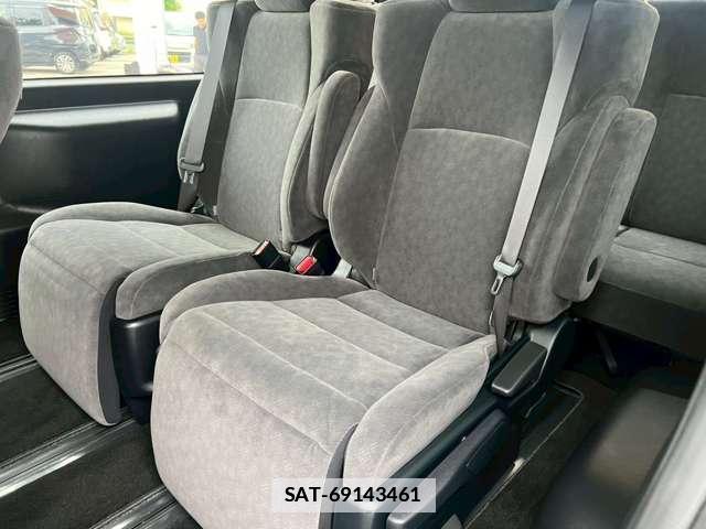 Toyota HIACE WAGON 2023-10 7815392-11