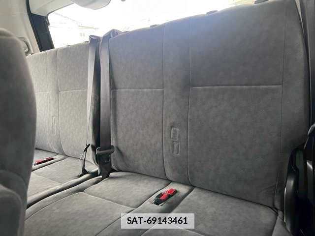 Toyota HIACE WAGON 2023-10 7815392-12