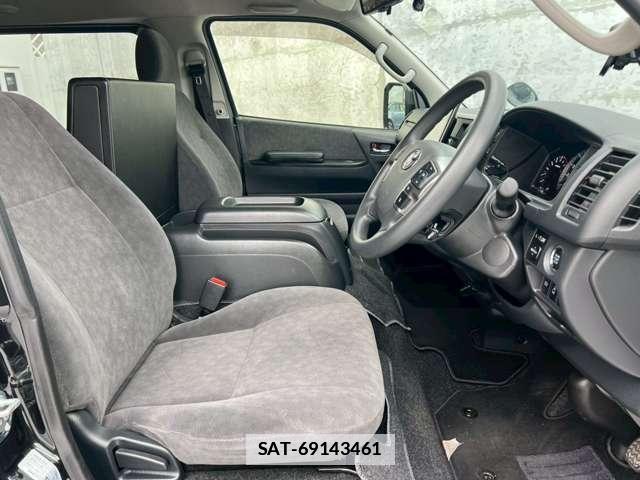 Toyota HIACE WAGON 2023-10 7815392-5