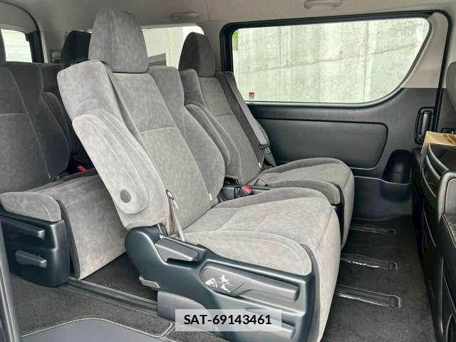 Toyota HIACE WAGON 2023-10 7815392-6