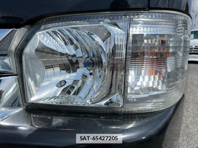 Toyota HIACE WAGON 2014-06 7816083-12
