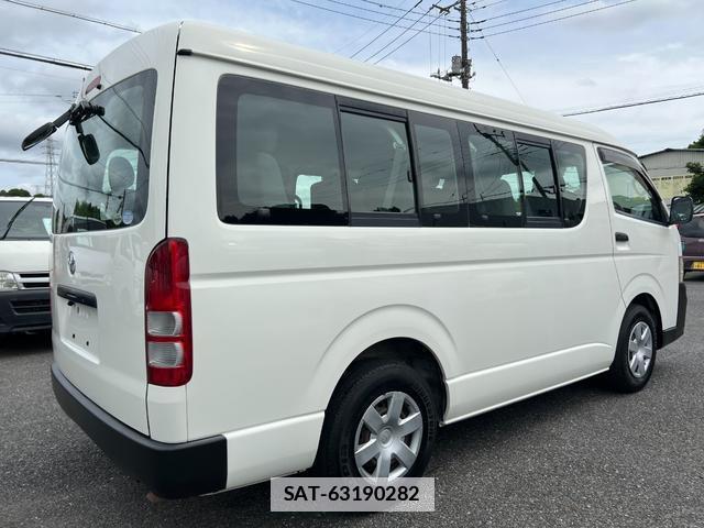 Toyota HIACE WAGON 2010-08 7816108-11