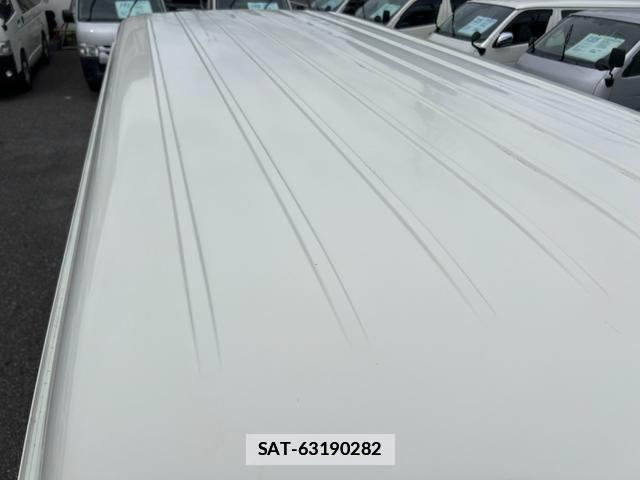 Toyota HIACE WAGON 2010-08 7816108-13