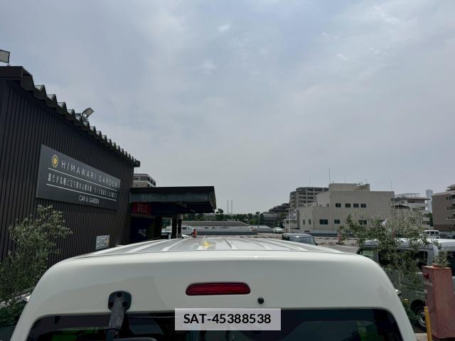 Toyota HIACE WAGON 2014-04 7816481-18