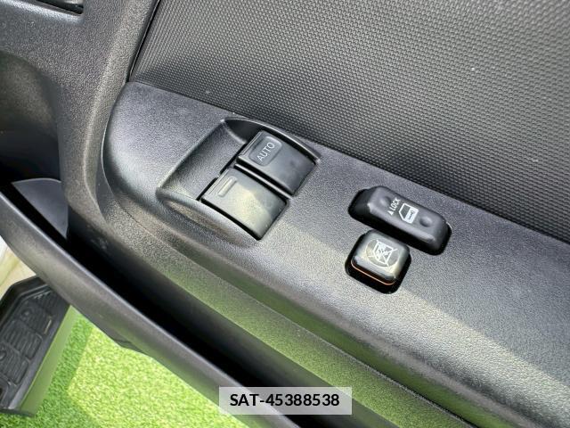 Toyota HIACE WAGON 2014-04 7816481-7