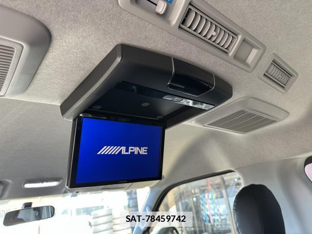 Toyota HIACE WAGON 2013-06 7819140-17