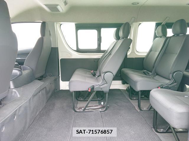 Toyota HIACE WAGON 2015-06 7819918-12
