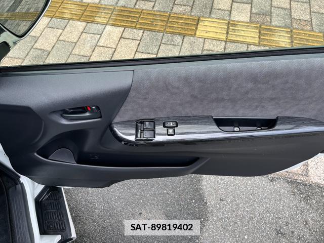 Toyota HIACE WAGON 2014-01 7820788-14