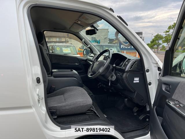 Toyota HIACE WAGON 2014-01 7820788-15