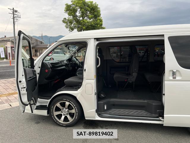 Toyota HIACE WAGON 2014-01 7820788-18