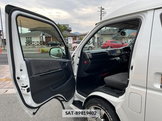 Toyota HIACE WAGON 2014-01 7820788-19