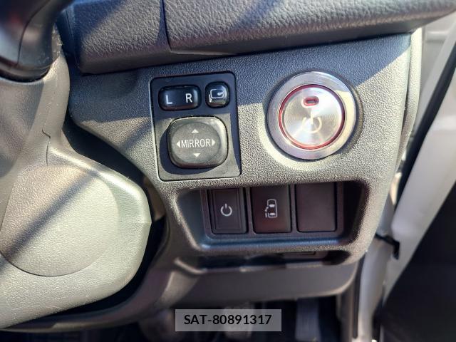Toyota HIACE WAGON 2015-03 7822842-5