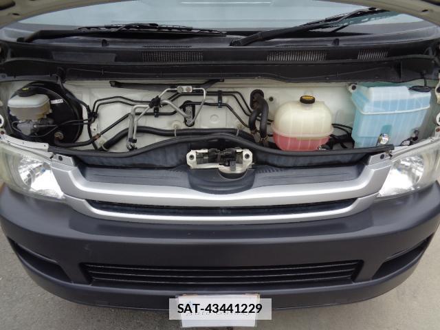 Toyota HIACE WAGON 2009-02 7822956-11