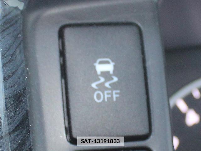 Toyota HIACE WAGON 2019-03 7823031-17