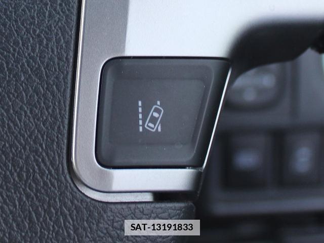 Toyota HIACE WAGON 2019-03 7823031-18