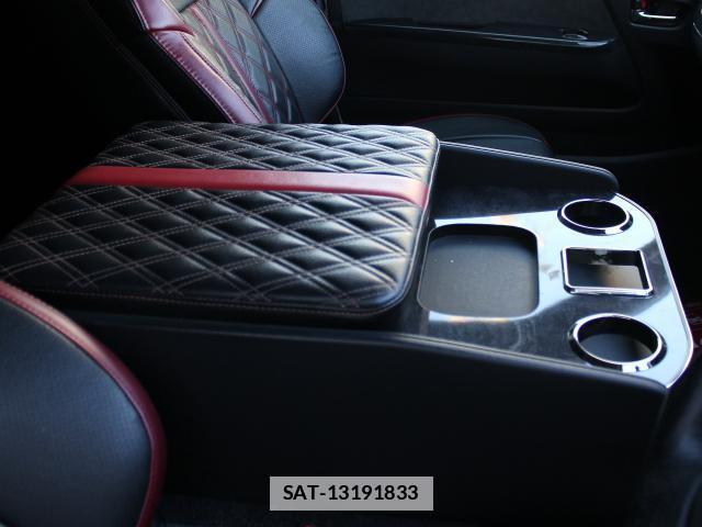 Toyota HIACE WAGON 2019-03 7823031-8